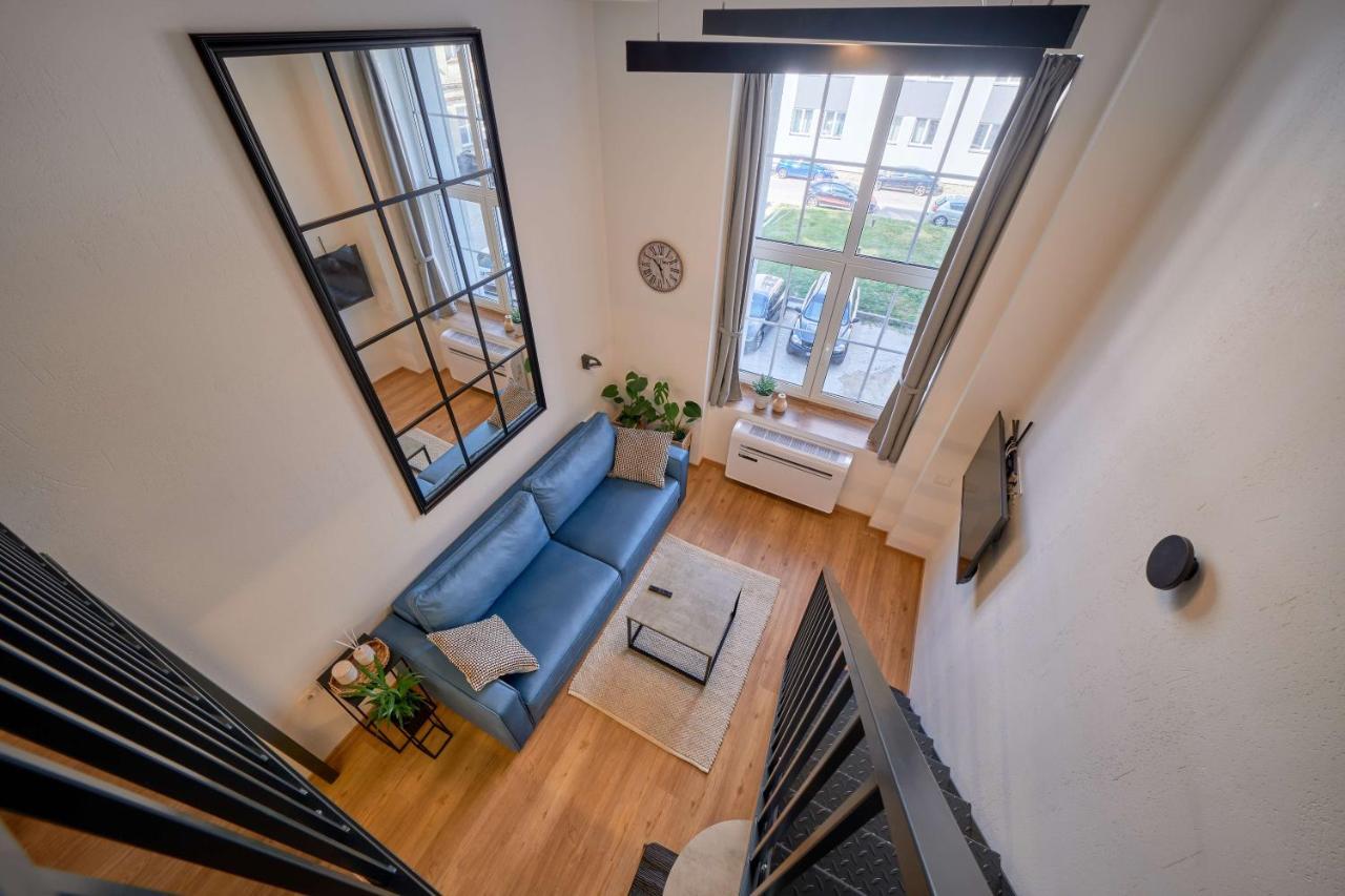 Queen Barbora Central Lofts Kaunas Dış mekan fotoğraf