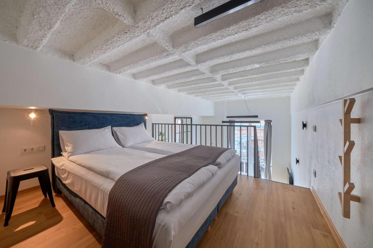 Queen Barbora Central Lofts Kaunas Dış mekan fotoğraf