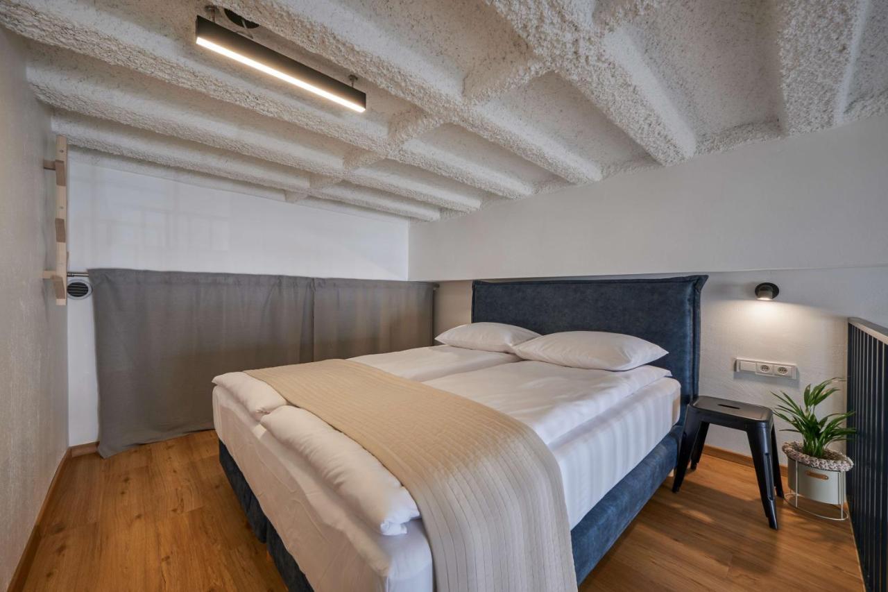 Queen Barbora Central Lofts Kaunas Dış mekan fotoğraf